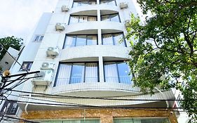 Khách sạn Hồ Giám